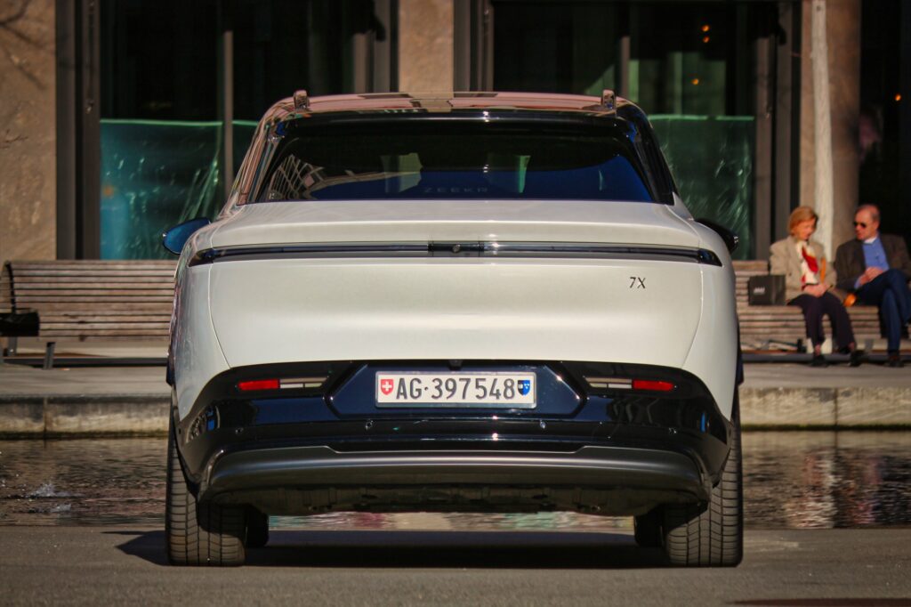 2025 Zeekr 7X