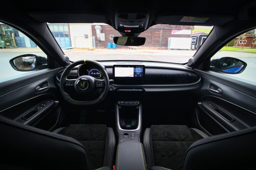 2025 Abarth 600e
